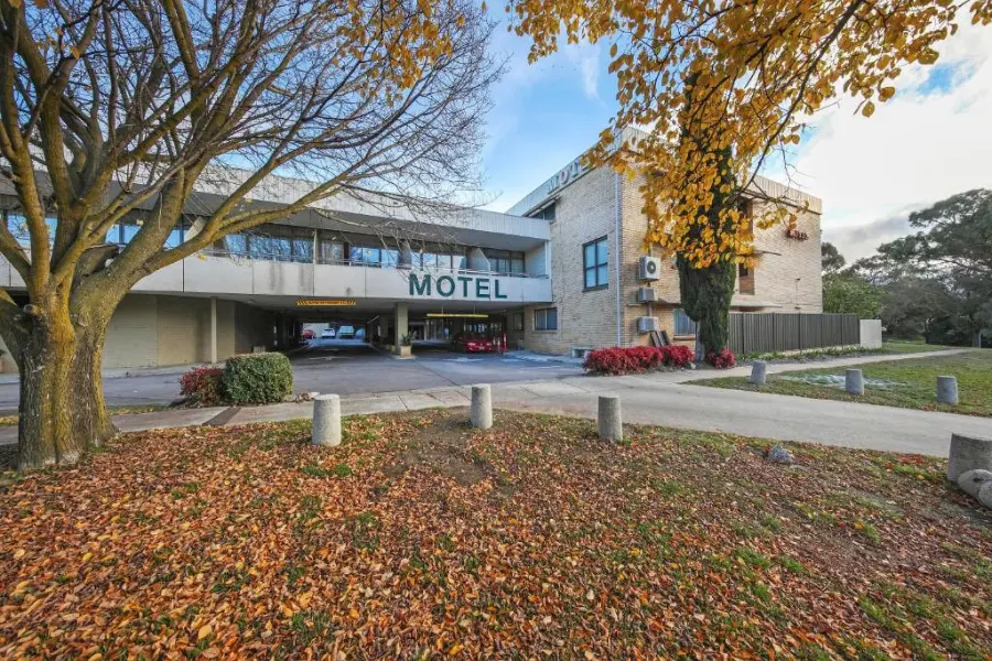 Belconnen Way Hotel/Motel